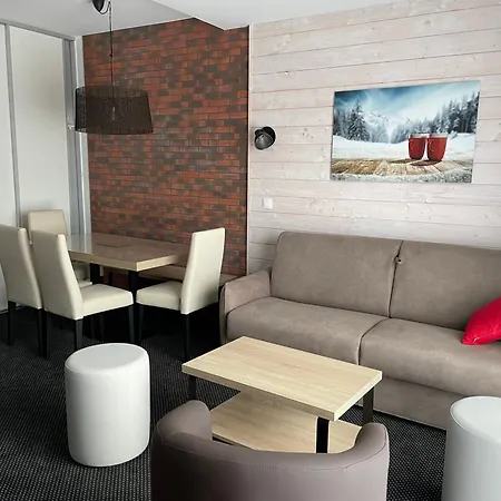 A Gourette Avec Piscine, Animaux Admis, Pour 6 Pers. - Fr-1-860-44