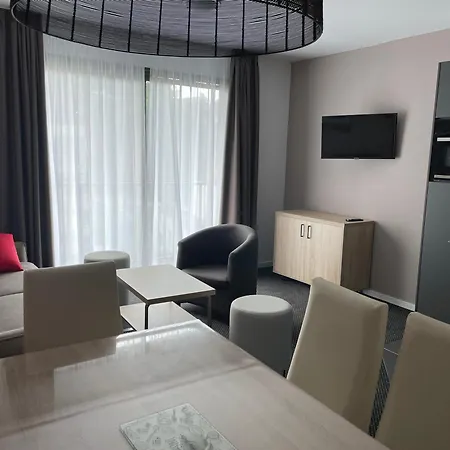 A Gourette Avec Piscine, Animaux Admis, Pour 6 Pers. - Fr-1-860-44 Lägenhet